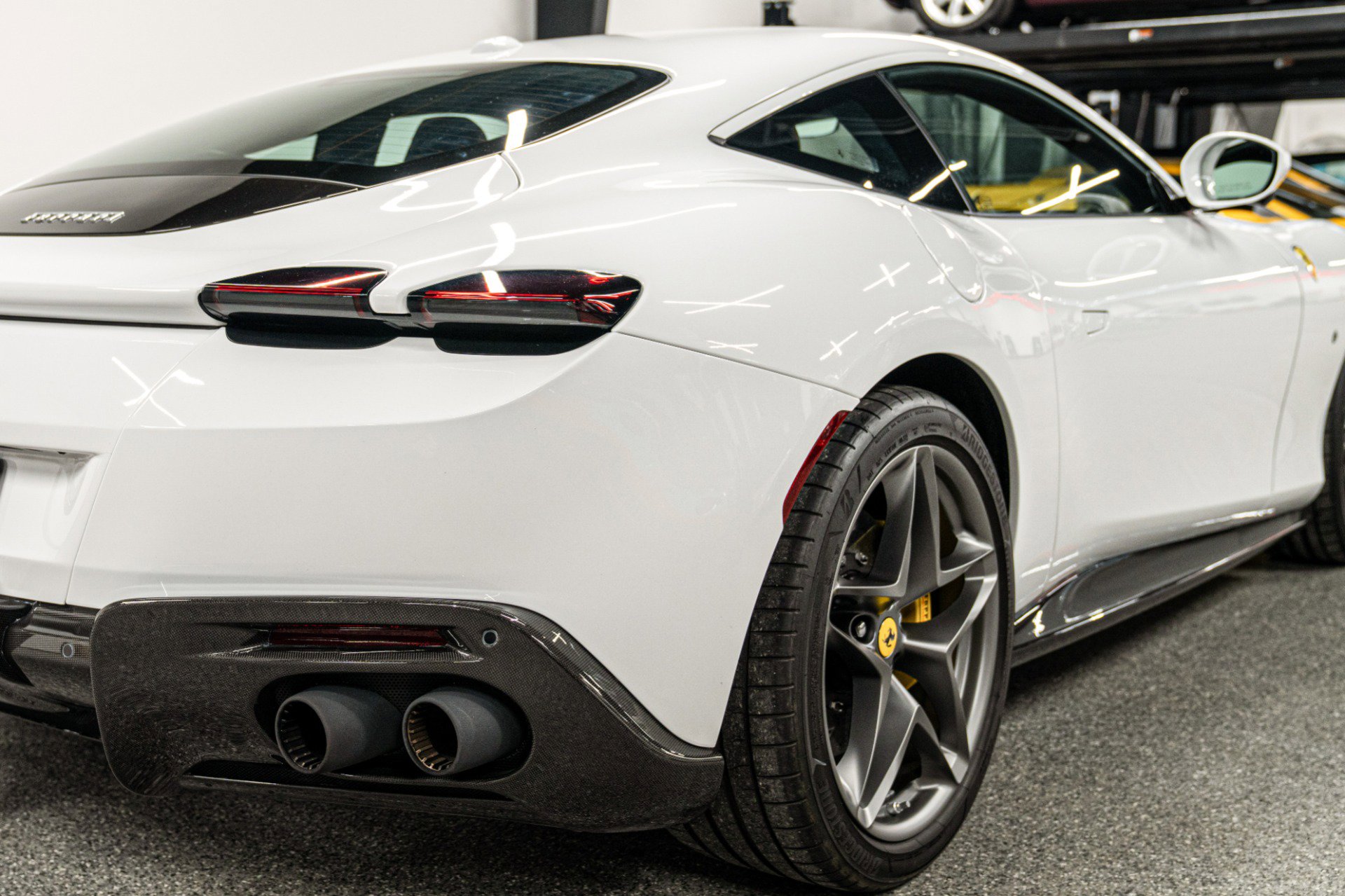 Used 2022 Ferrari Roma image 33