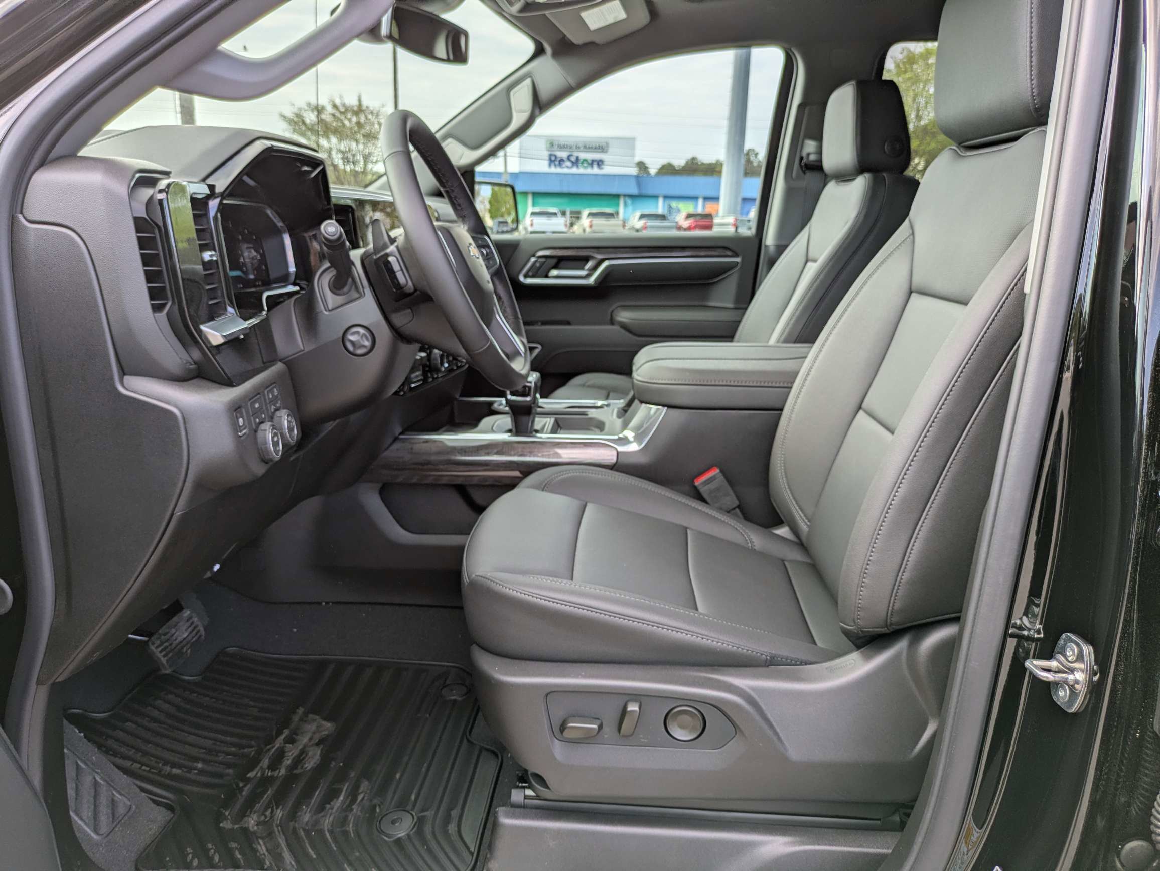 New 2026 Chevrolet Silverado 1500 LTZ image 20