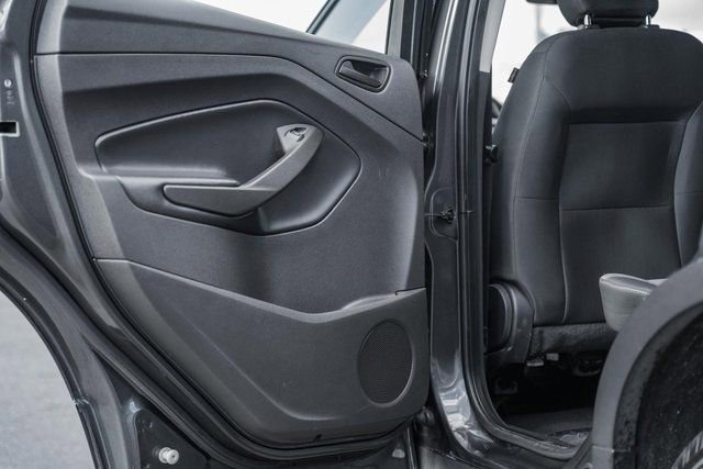 Used 2019 Ford Escape S image 28