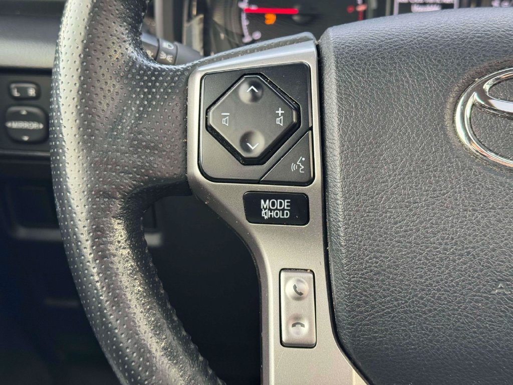 Used 2023 Toyota 4Runner SR5 Premium w/ Moonroof Package AWD/4WD image 24