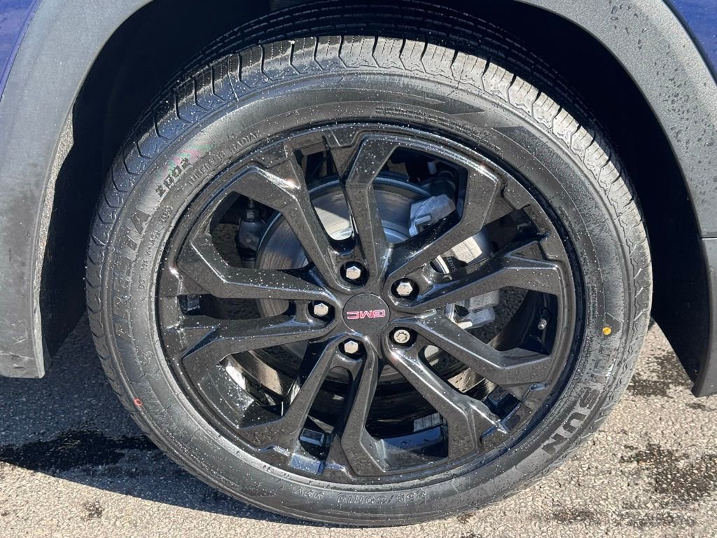 Used 2022 GMC Terrain SLE w/ Driver Convenience Package image 44