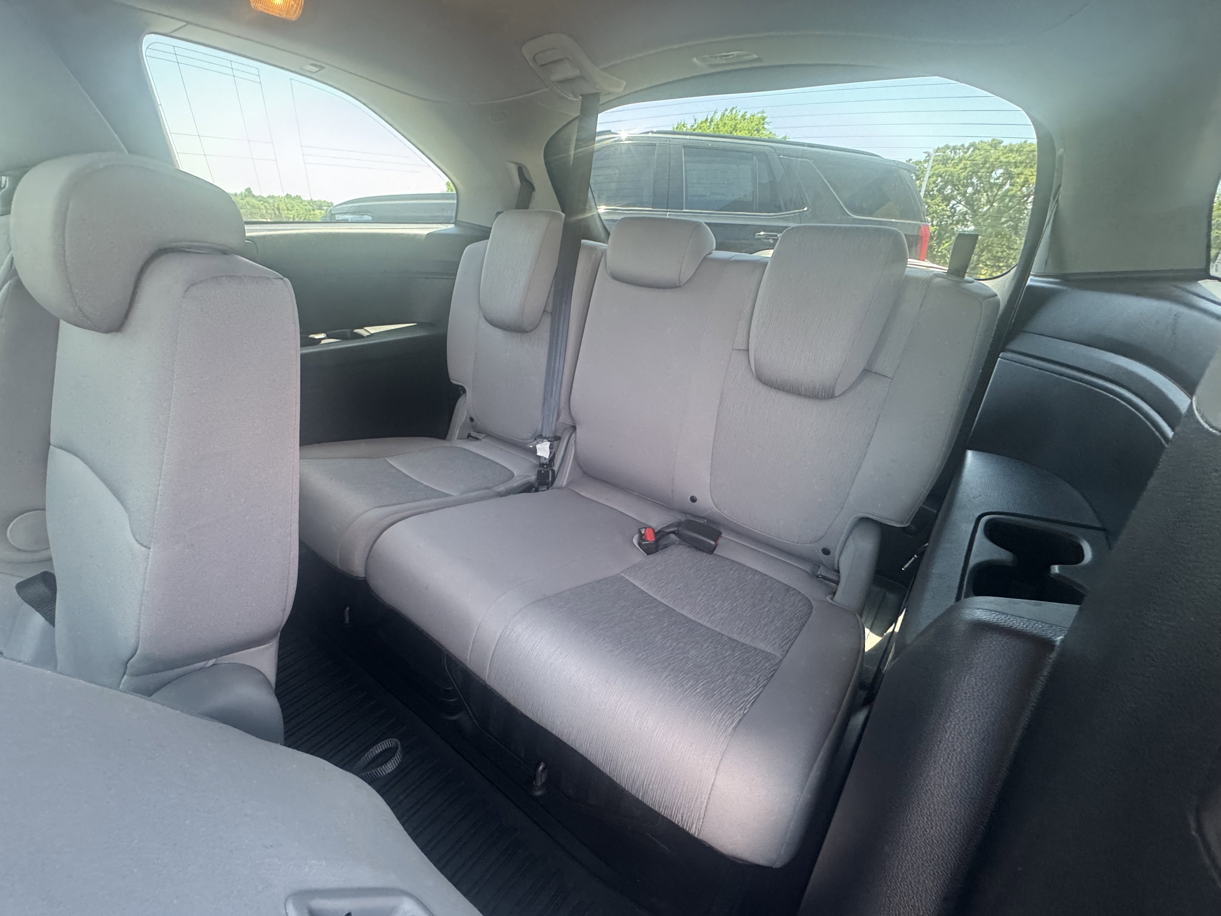 Used 2019 Honda Odyssey EX image 9