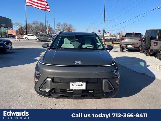 New 2025 Hyundai Kona SEL image 2