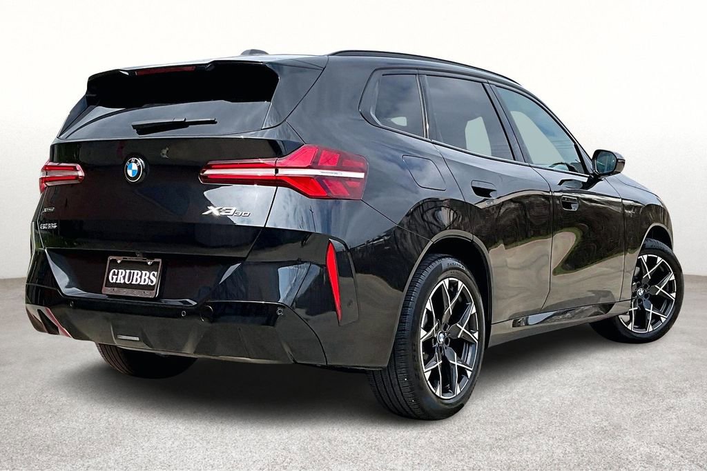 Used 2025 BMW X3 xDrive30i w/ M Sport Package image 2