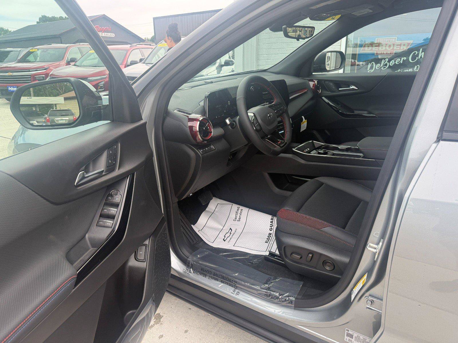 New 2026 Chevrolet Equinox RS w/ Convenience Package III AWD/4WD image 9