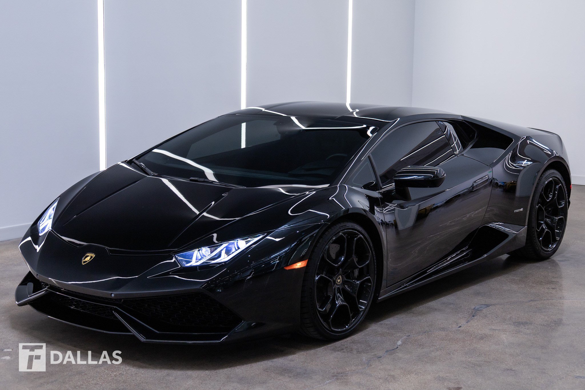 Used 2017 Lamborghini Huracan LP 610-4 AWD/4WD video 2