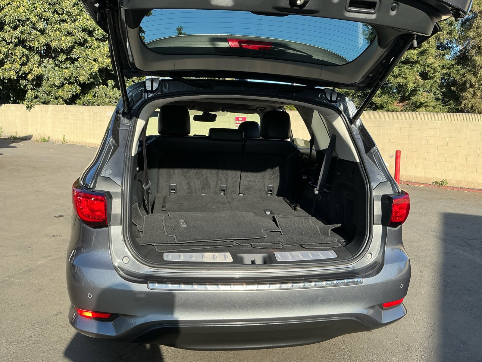 Used 2019 INFINITI QX60 Luxe w/ Essential Package image 26