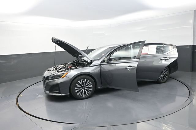 Used 2024 Nissan Altima 2.5 SV image 52