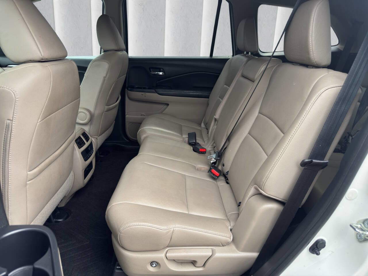 Used 2017 Honda Pilot EX-L image 10