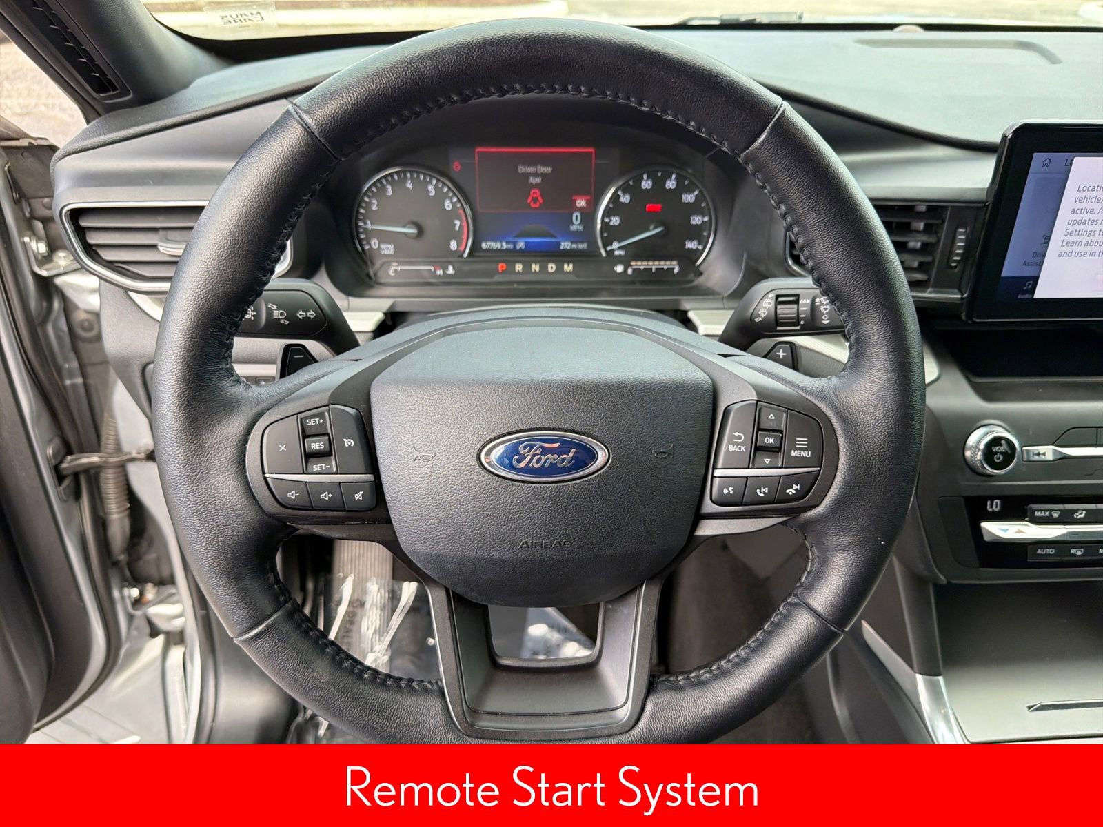 Used 2020 Ford Explorer XLT w/ Equipment Group 202A image 12