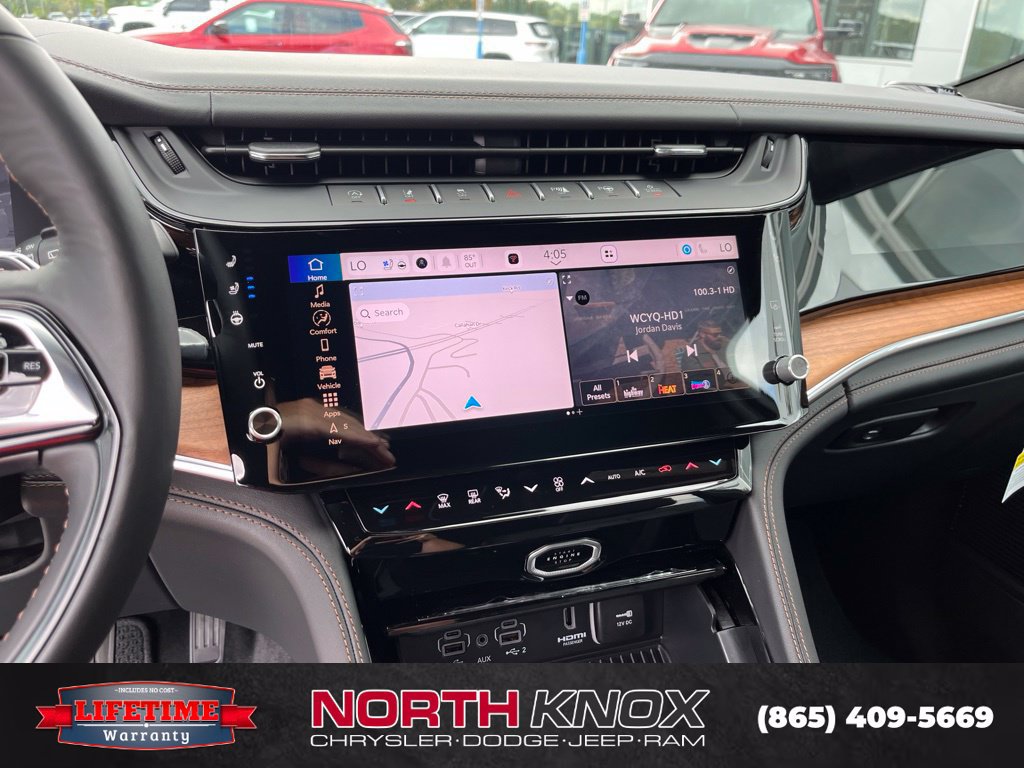 New 2027 Jeep Grand Cherokee L Summit AWD/4WD image 11