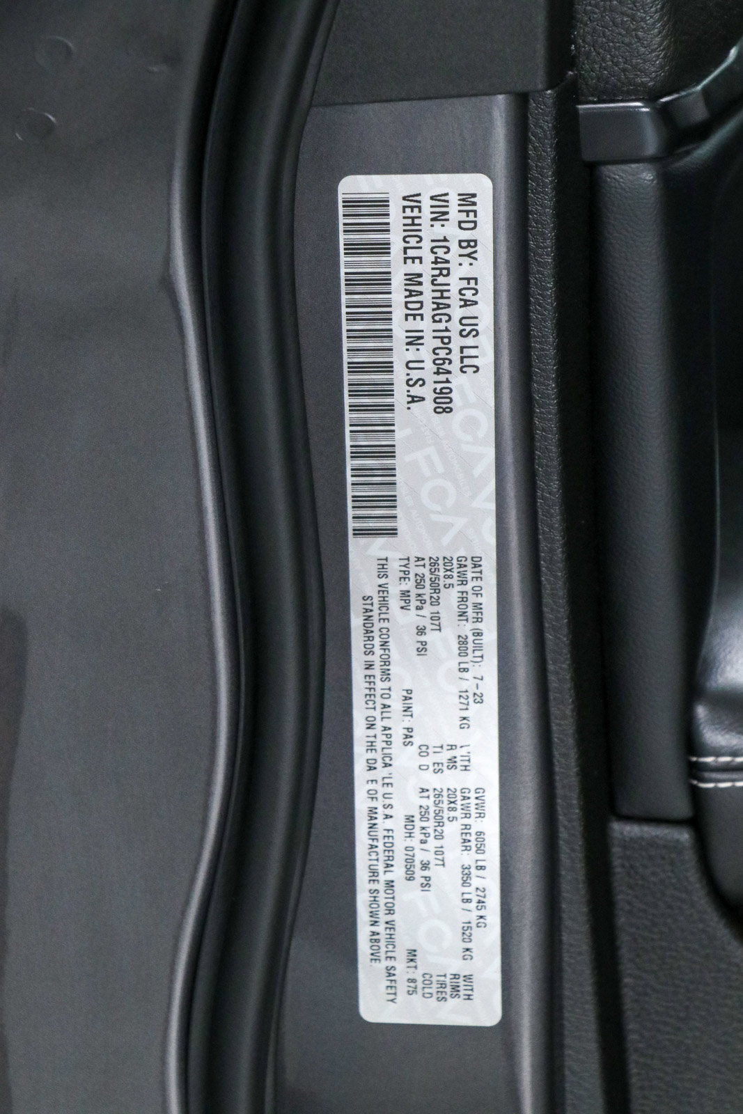 Used 2023 Jeep Grand Cherokee Altitude AWD/4WD image 32