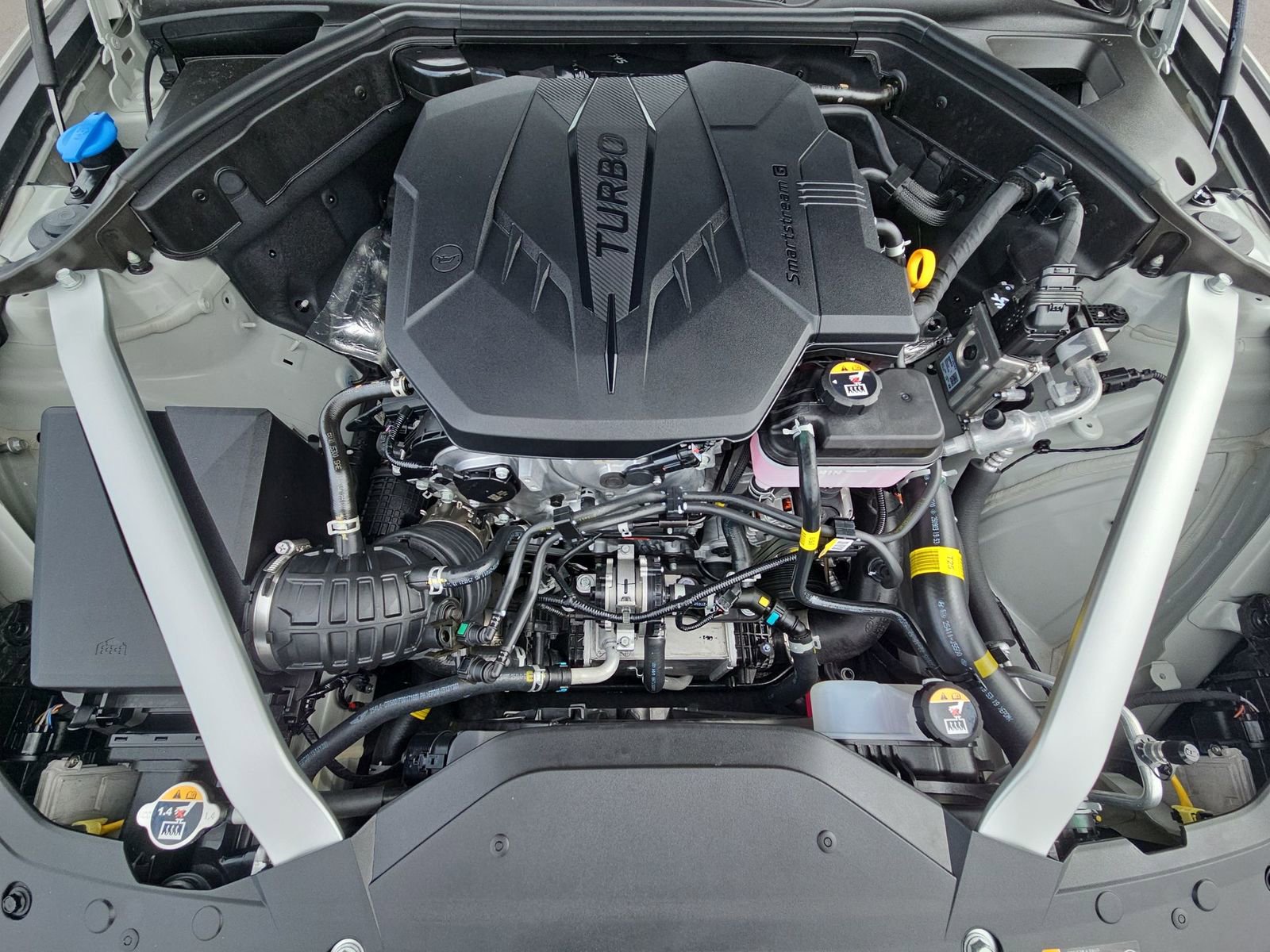 Certified 2026 Genesis G70 2.5T RWD image 13