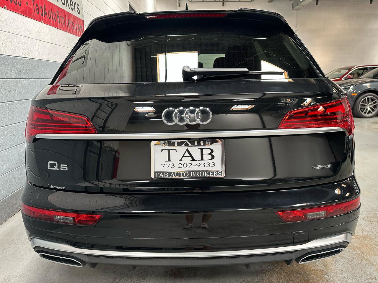 Used 2023 Audi Q5 45 TFSI Premium Plus Sport Uti w/ Premium Plus Package AWD/4WD image 4