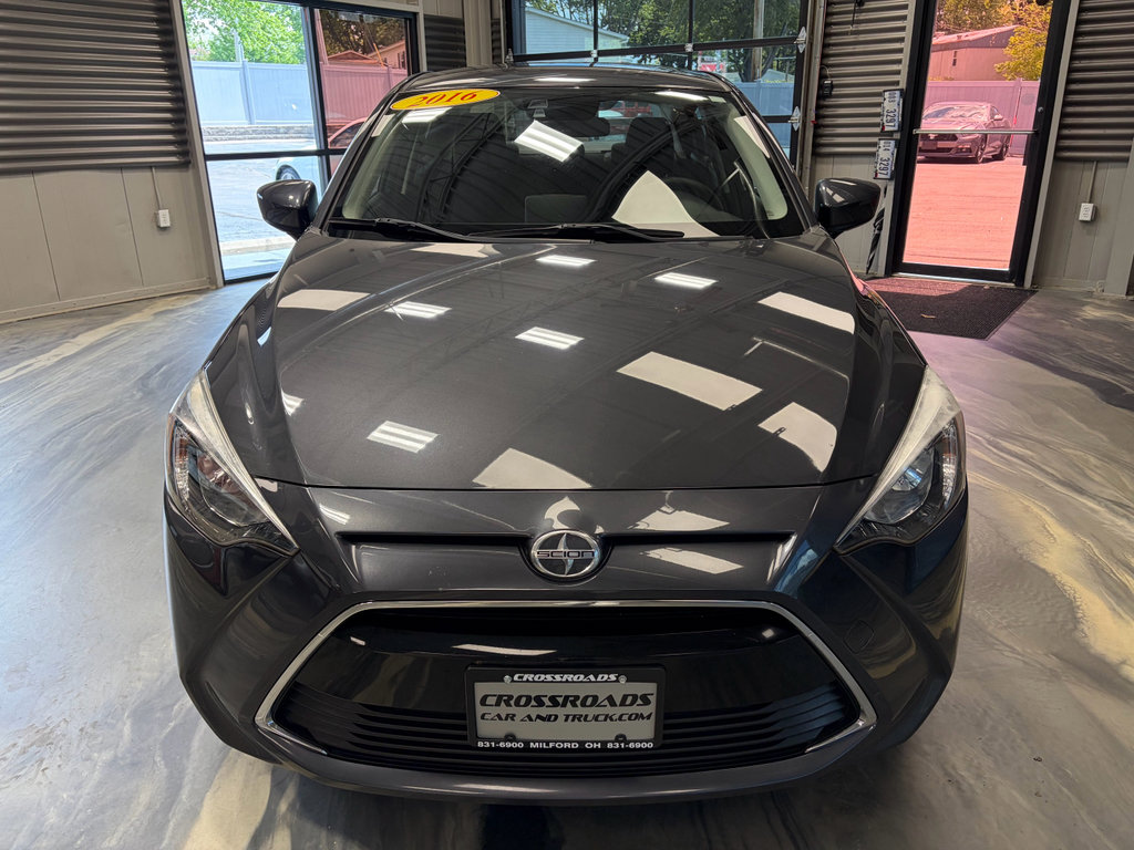 Used 2016 Scion iA FWD image 33
