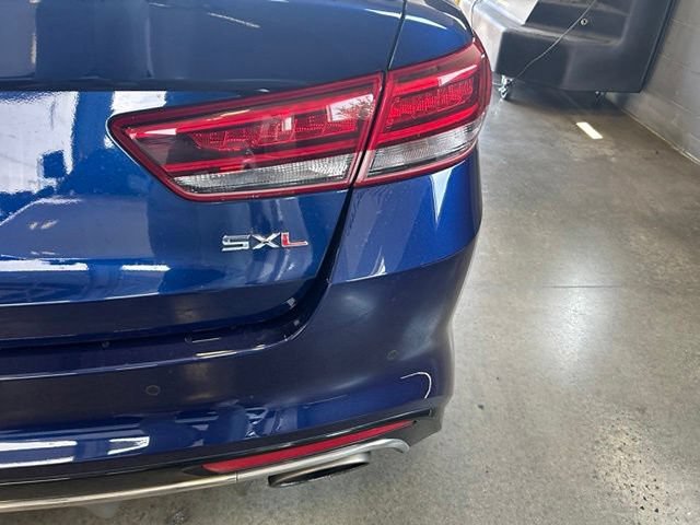 Used 2017 Kia Optima SX FWD image 7