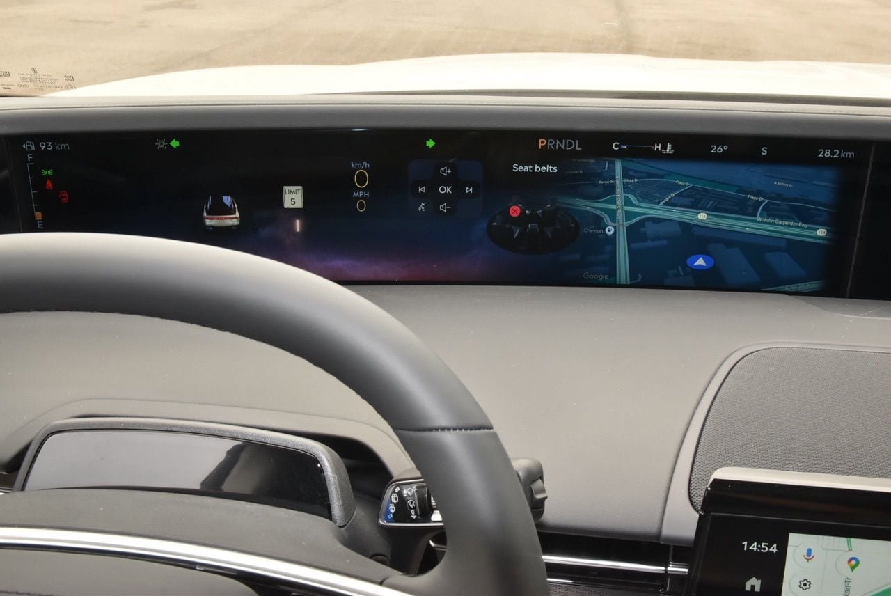 New 2026 Lincoln Nautilus Premier AWD/4WD image 32