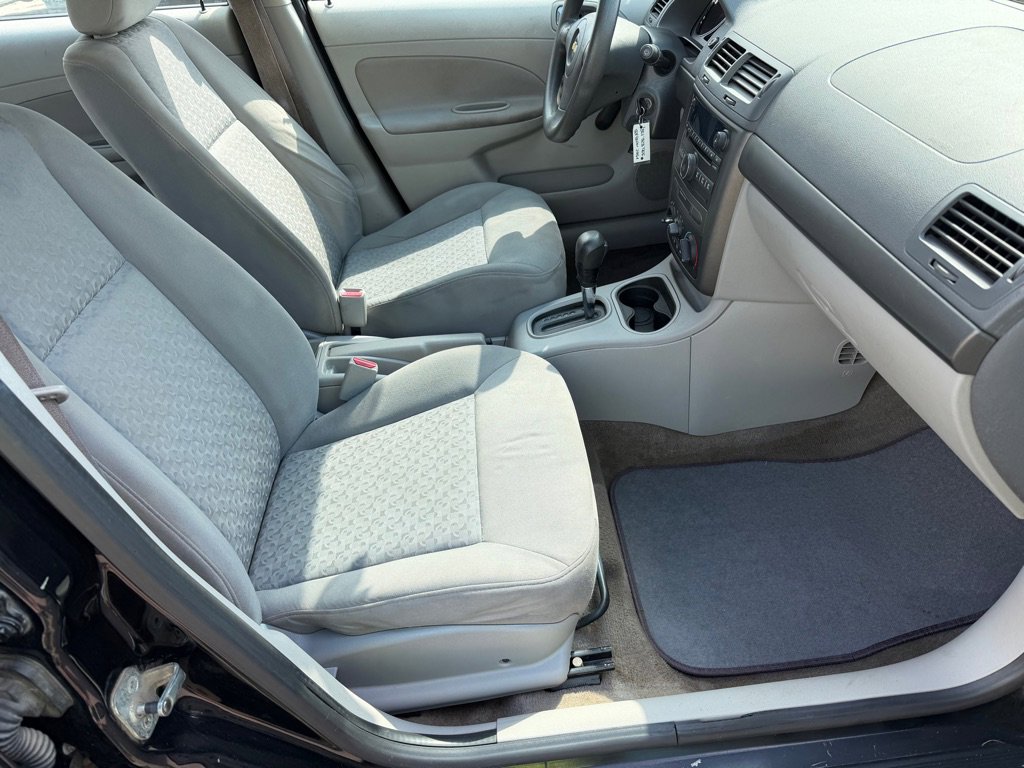 Used 2007 Chevrolet Cobalt LS image 11