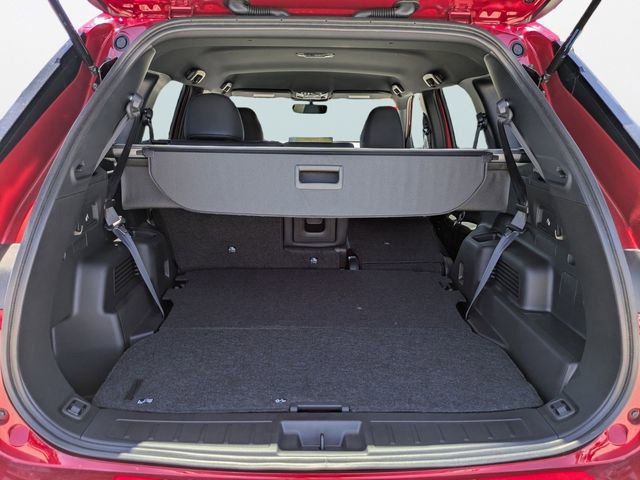 New 2026 Mitsubishi Outlander LE image 13