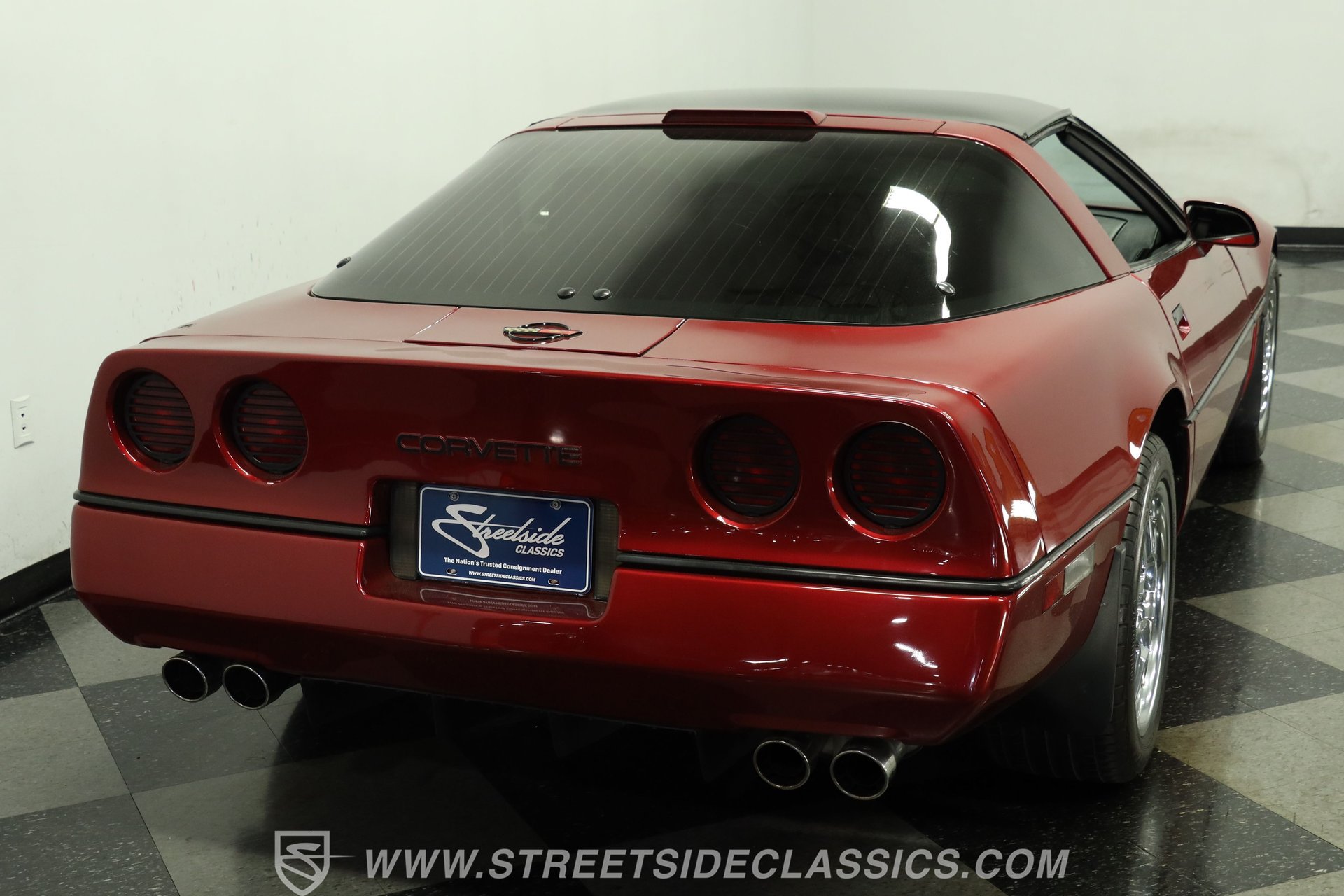 Used 1990 Chevrolet Corvette Coupe RWD image 10