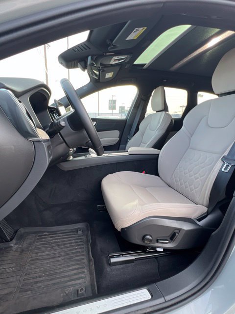 Used 2026 Volvo XC60 B5 Plus AWD/4WD image 26