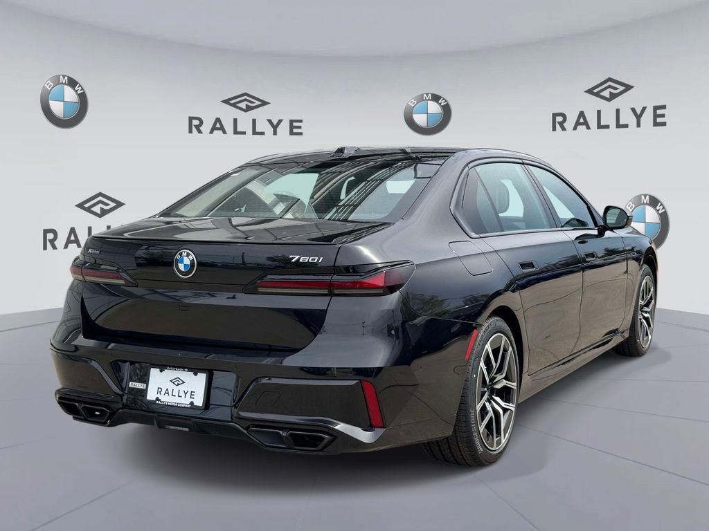 Certified 2023 BMW 760i xDrive w/ Luxury Rear Seating Package AWD/4WD image 4