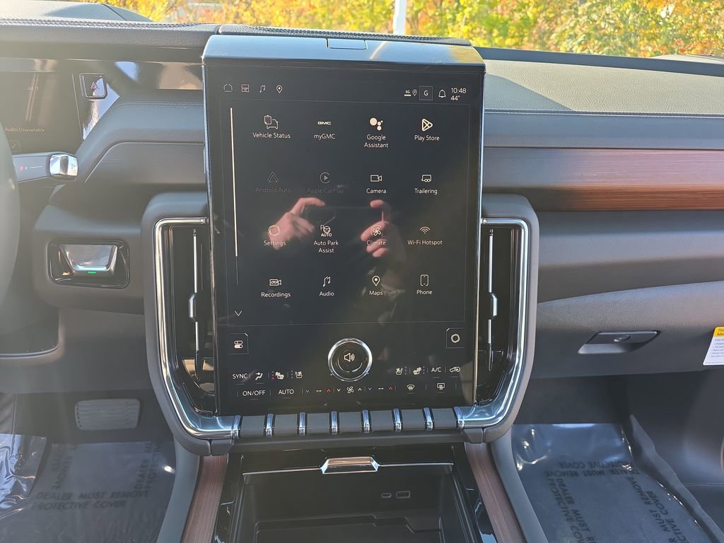 New 2026 GMC Yukon XL Denali w/ LPO, Floor Liner Package AWD/4WD image 21