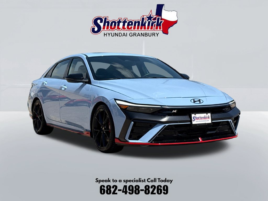 Used 2025 Hyundai Elantra N FWD image 3