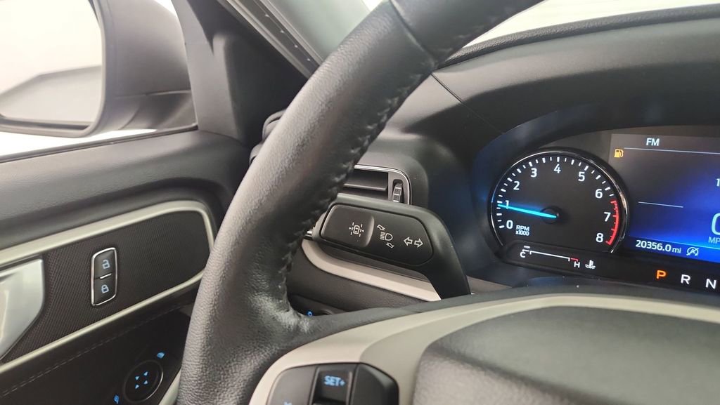Used 2023 Ford Explorer XLT w/ Equipment Group 202A image 19