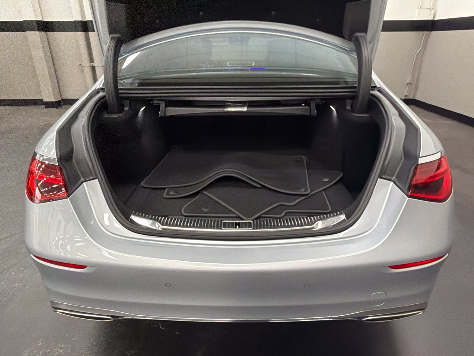 Certified 2023 Mercedes-Benz S 580e 4MATIC Sedan image 16