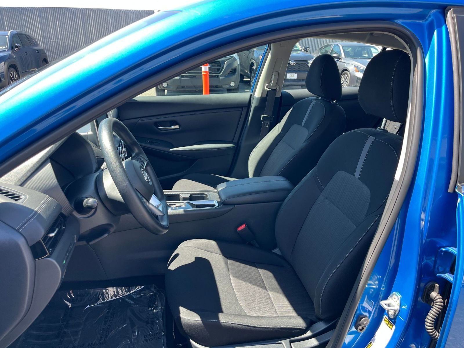 Used 2025 Nissan Sentra SV FWD image 35