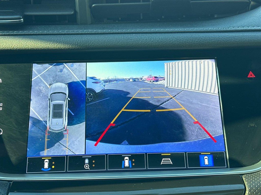 Used 2022 Cadillac XT5 Premium Luxury w/ Technology Package image 29