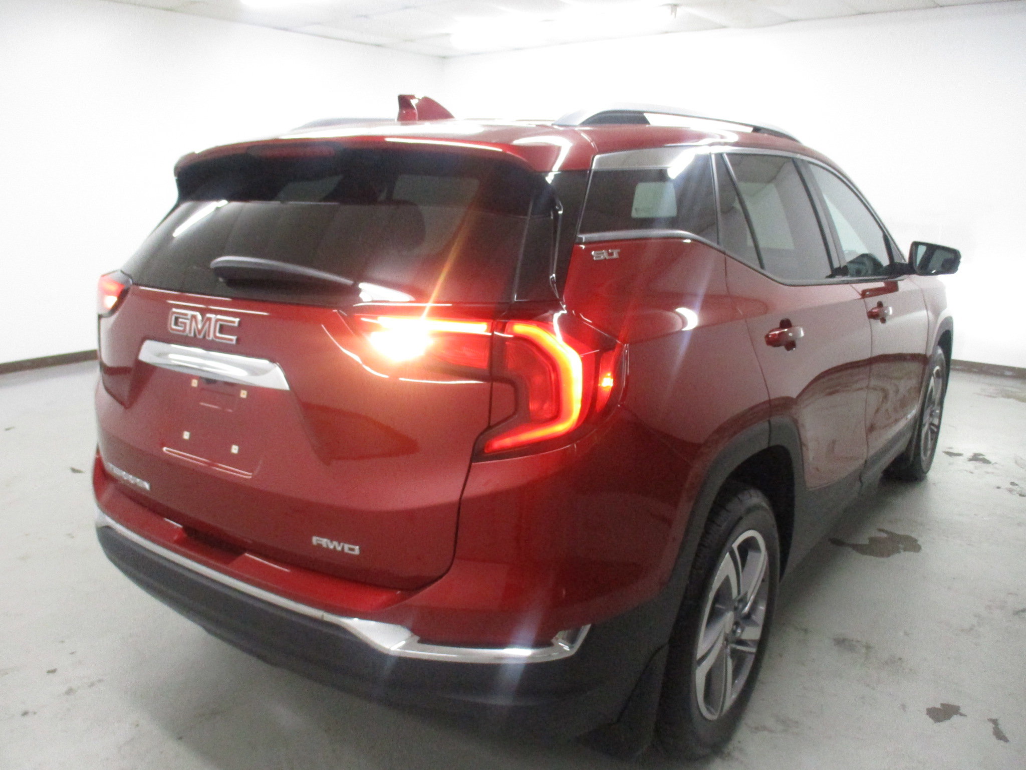 Used 2021 GMC Terrain SLT AWD/4WD image 8