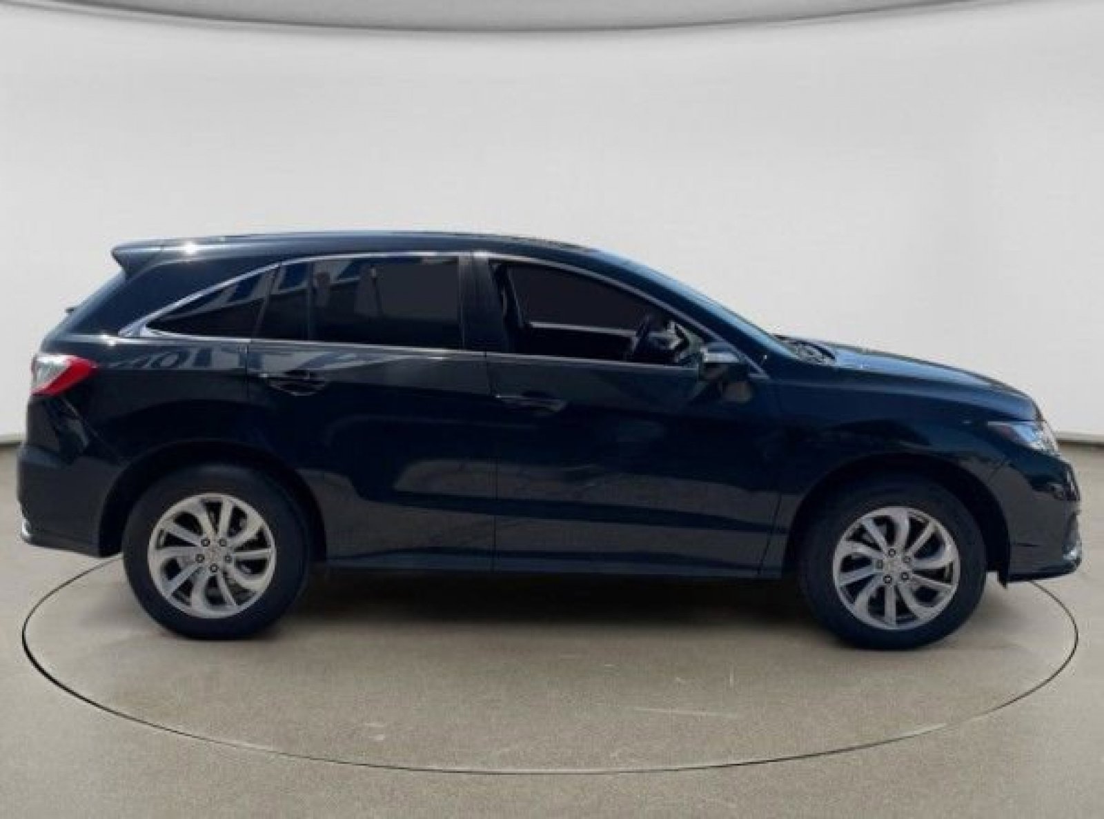 Used 2016 Acura RDX AWD w/ Technology Package image 3