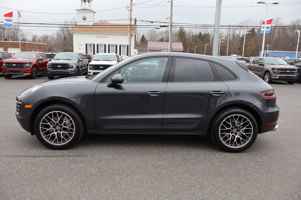 Used 2018 Porsche Macan Sport Edition w/ Driver Memory Package image 14