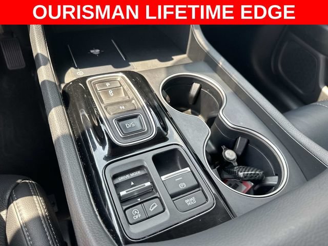 Used 2025 Honda Pilot Touring image 19
