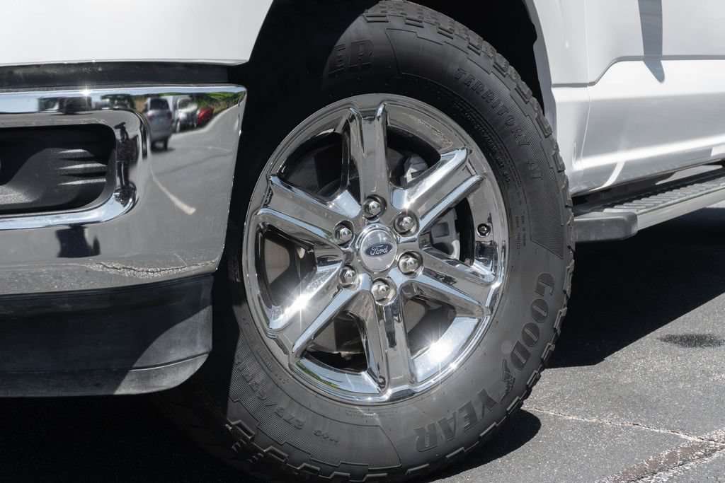 Used 2025 Ford F150 XLT w/ Equipment Group 301A Standard AWD/4WD image 2