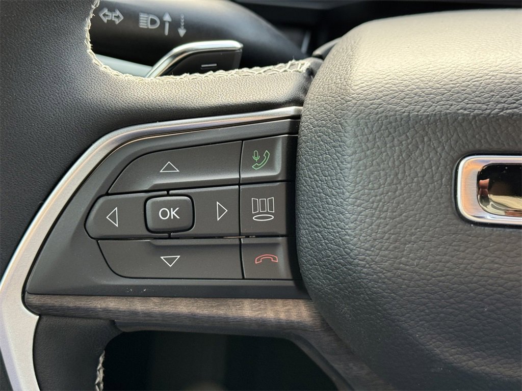 New 2024 Jeep Grand Cherokee Limited w/ Black Appearance Package image 26