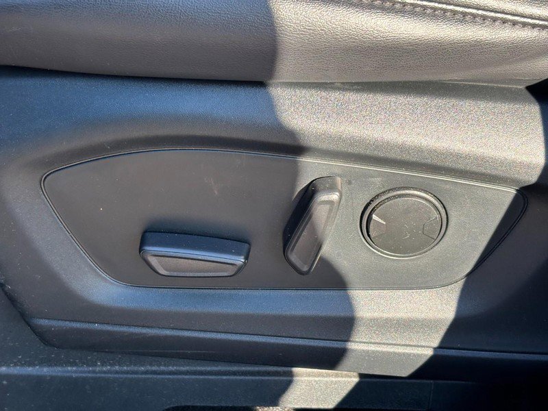 Used 2023 Ford Explorer XLT w/ Equipment Group 202A image 26