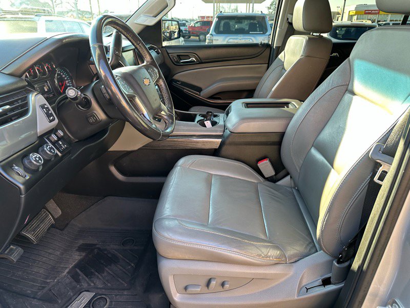 Used 2018 Chevrolet Suburban LT w/ LT Signature Package image 15