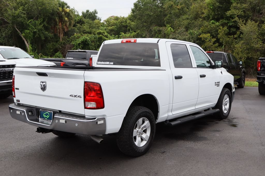 Used 2022 RAM 1500 Classic SLT w/ Electronics Group AWD/4WD image 9