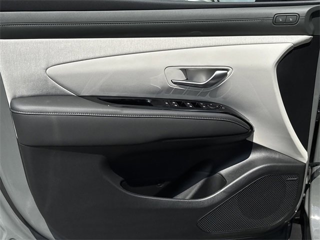 New 2025 Hyundai Tucson Limited image 10
