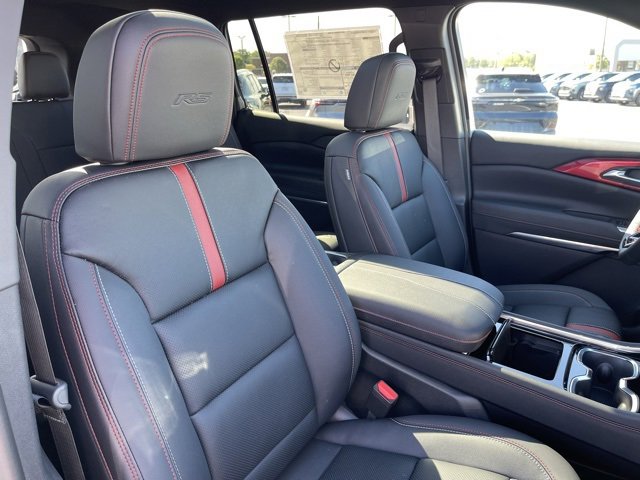 New 2026 Chevrolet Traverse RS image 15