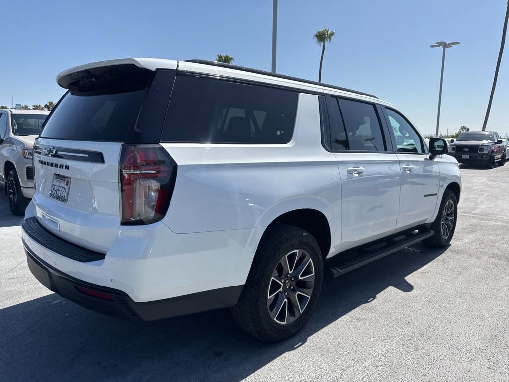 Used 2023 Chevrolet Suburban Z71 w/ Luxury Package AWD/4WD image 5