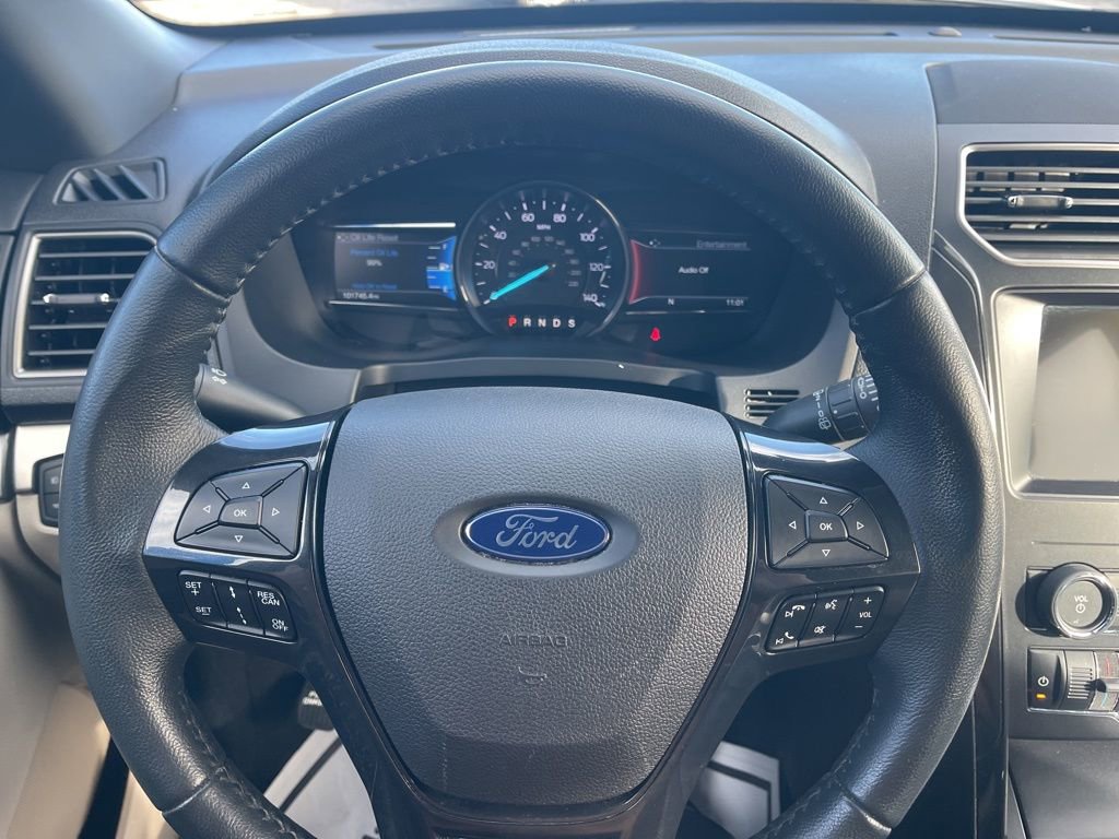 Used 2018 Ford Explorer XLT w/ Equipment Group 201A image 24