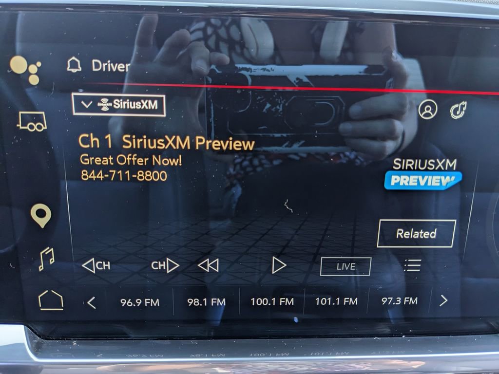 Used 2022 GMC Sierra 1500 SLT w/ SLT Convenience Package AWD/4WD image 37