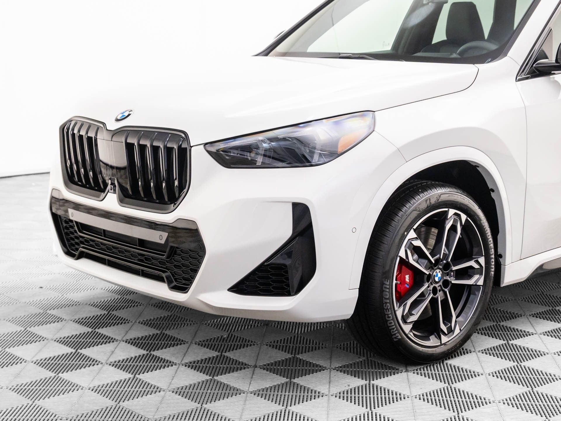 New 2026 BMW X1 xDrive28i w/ Technology Package AWD/4WD image 37