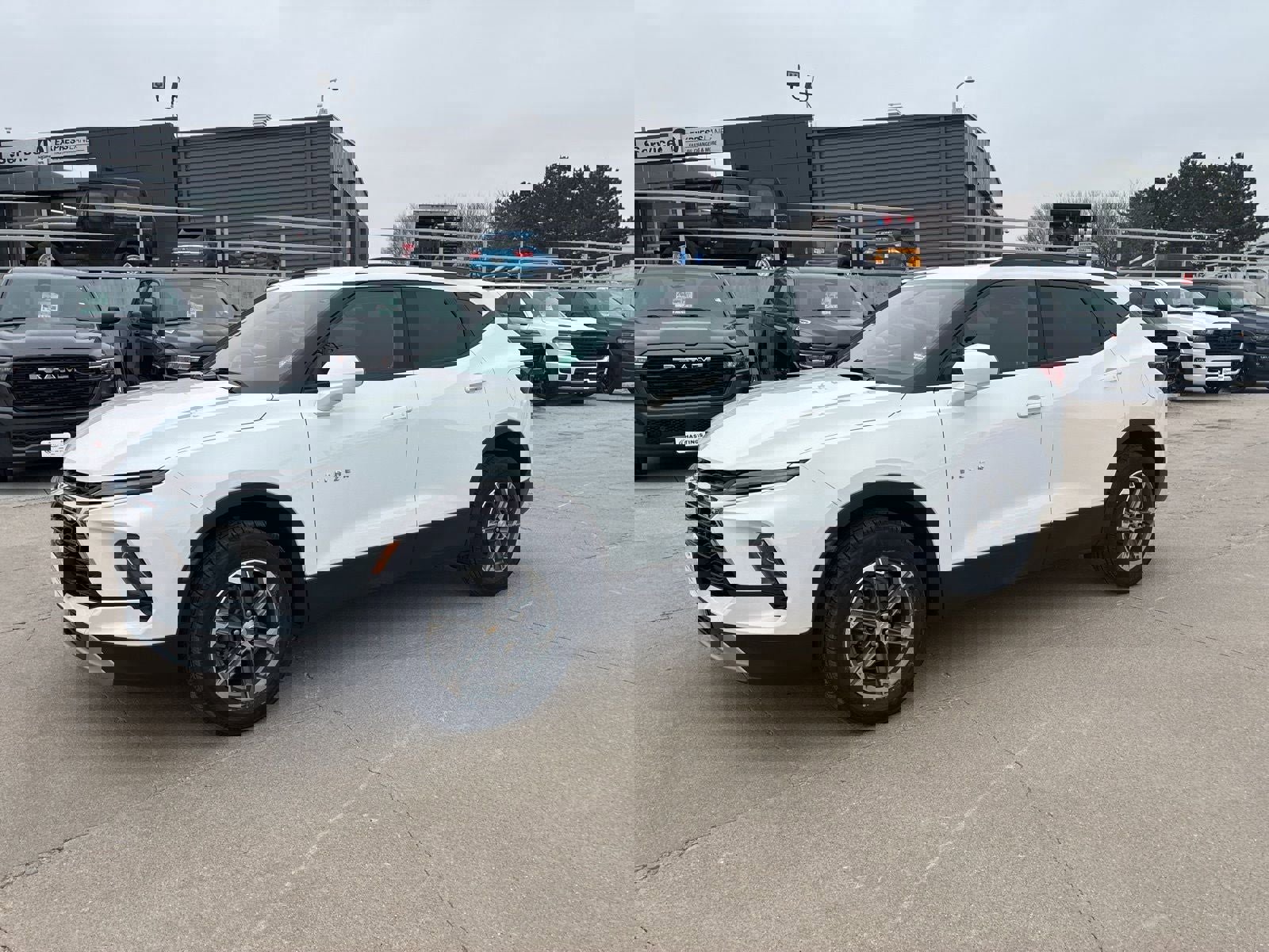 Used 2023 Chevrolet Blazer LT w/ Convenience Package image 1