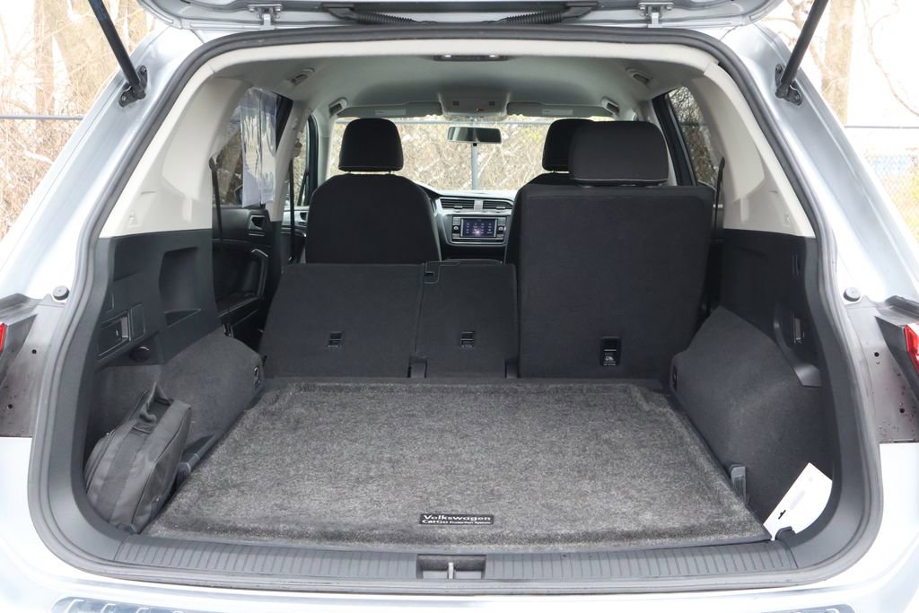 Used 2022 Volkswagen Tiguan S image 48