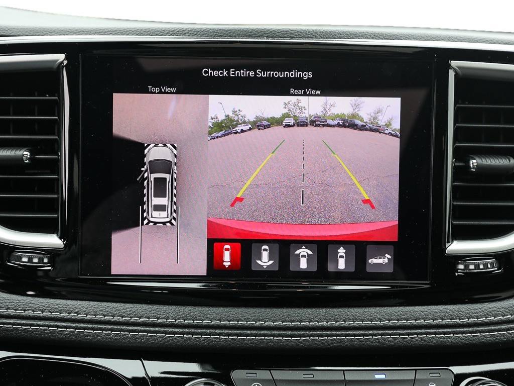 New 2027 Chrysler Pacifica Limited w/ S Appearance Package AWD/4WD image 17